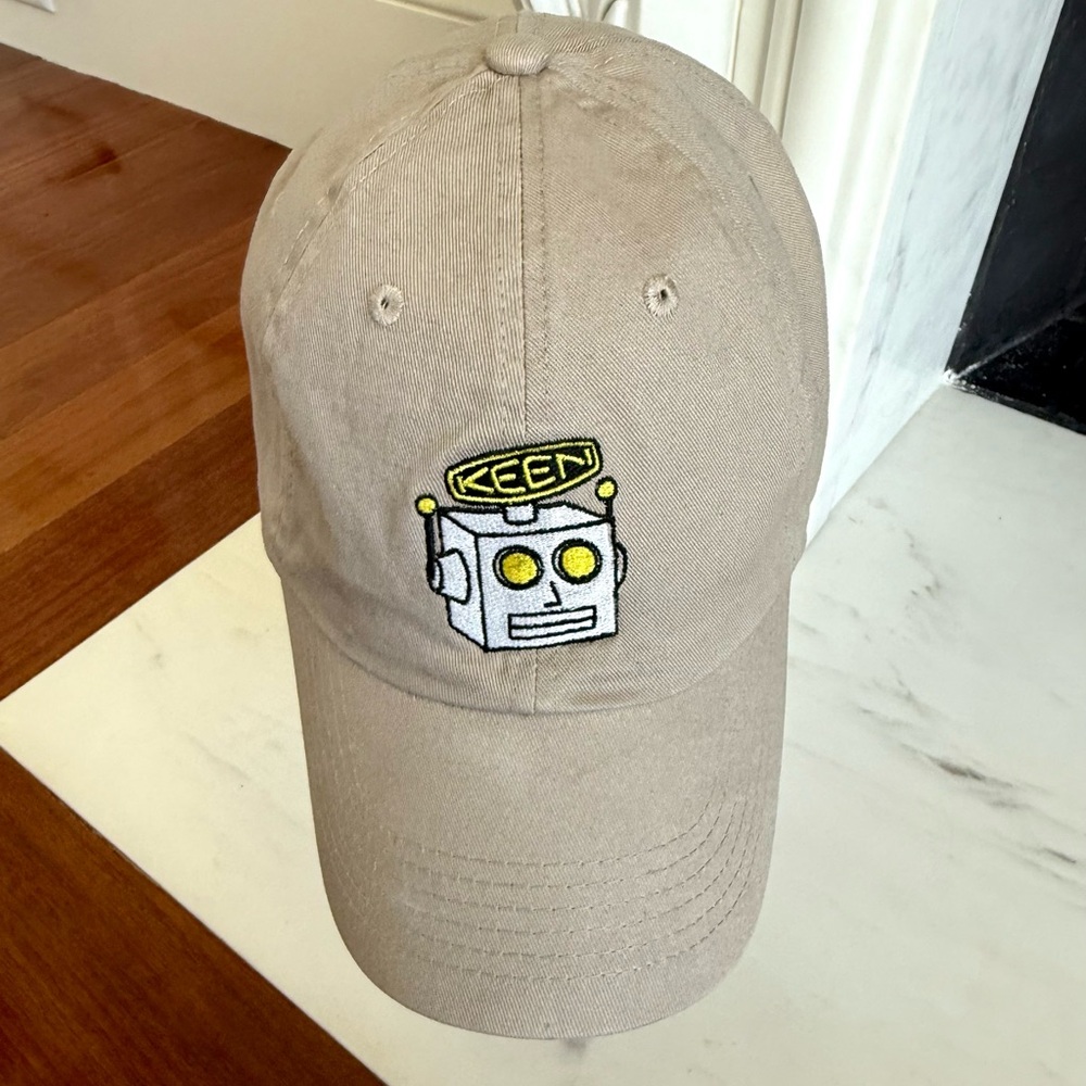 KEEN Baseball Cap Hat Tan Khaki Robot Embroidered Logo Silver Yellow Adjustable
